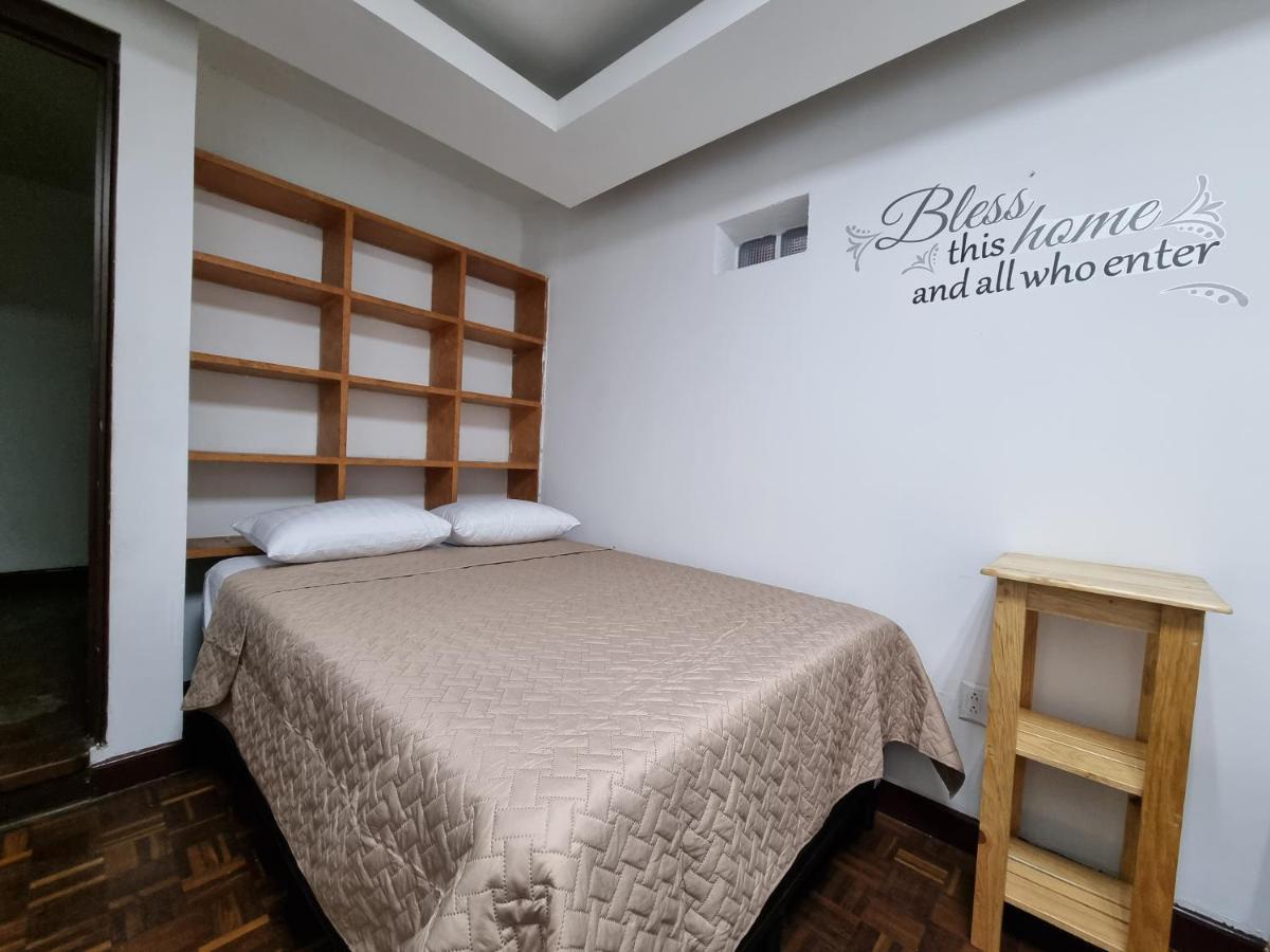 Central 10 Boutique Hostel Guatemala City Bagian luar foto