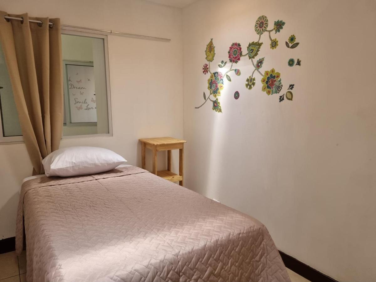 Central 10 Boutique Hostel Guatemala City Bagian luar foto