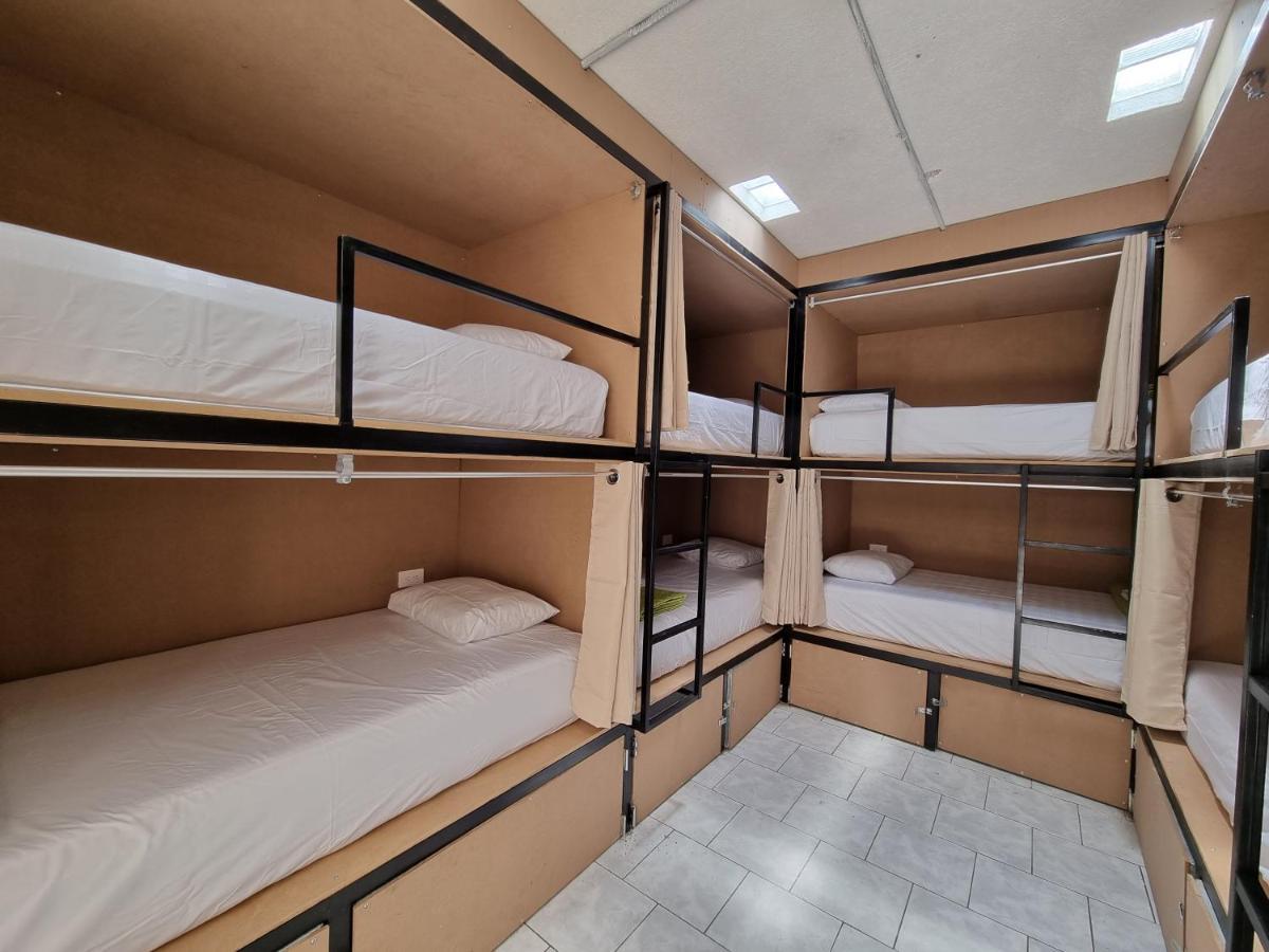 Central 10 Boutique Hostel Guatemala City Bagian luar foto