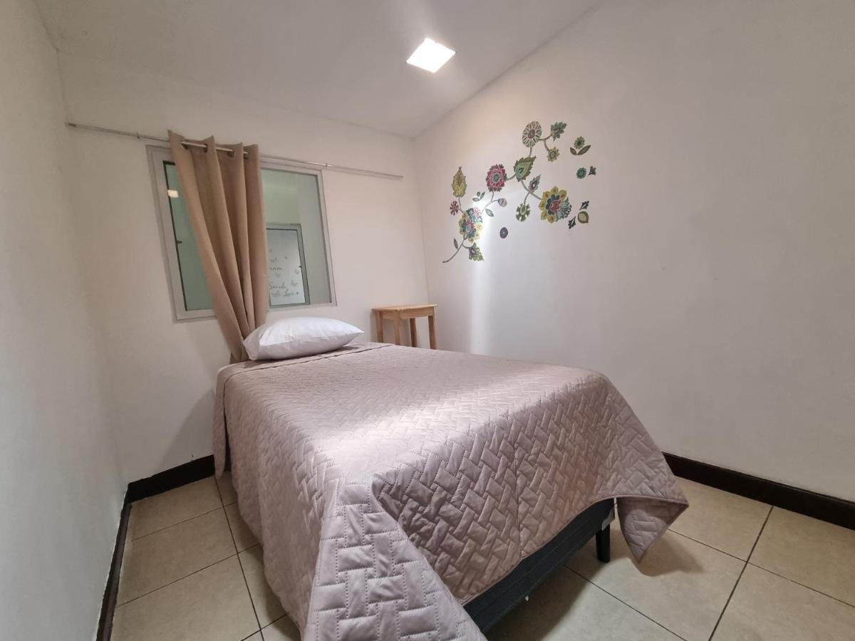 Central 10 Boutique Hostel Guatemala City Bagian luar foto