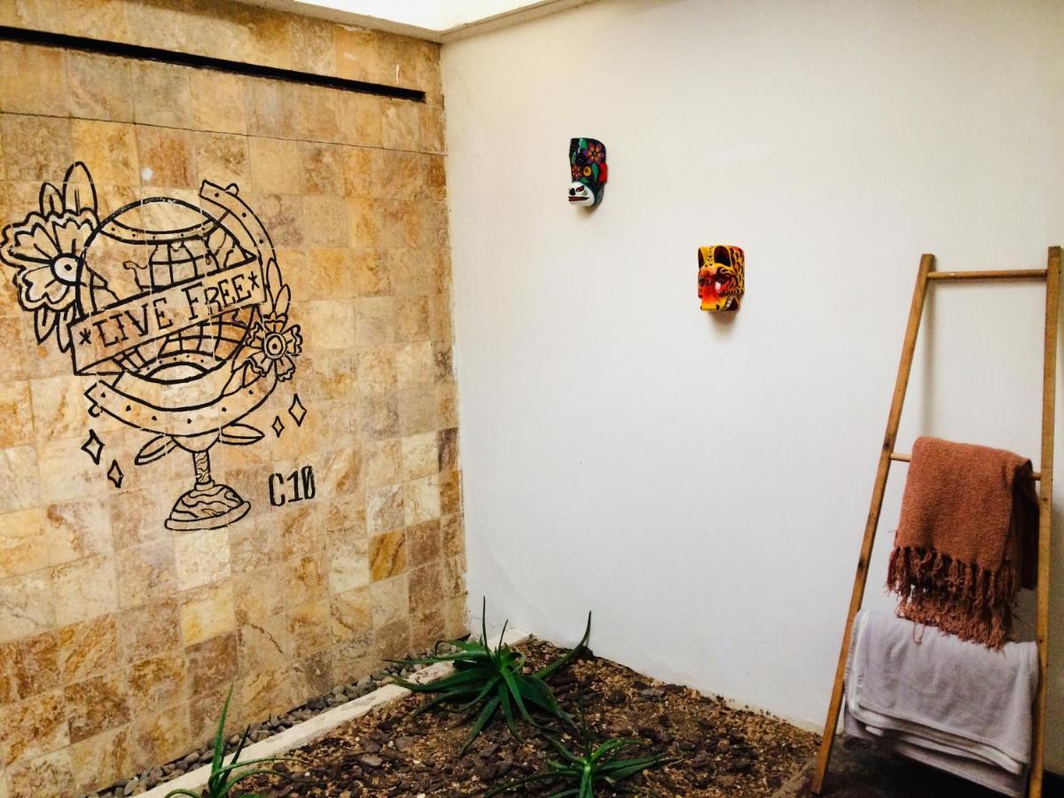 Central 10 Boutique Hostel Guatemala City Bagian luar foto